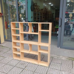 Giá sách treo tường gỗ tự nhiên 1m2