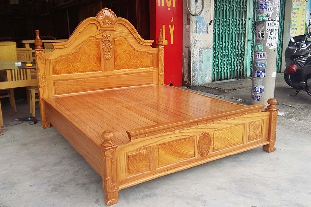 Mẫu giường ngủ từ gỗ gõ đỏ được nhiều khách hàng ưa chuộng lựa chọn